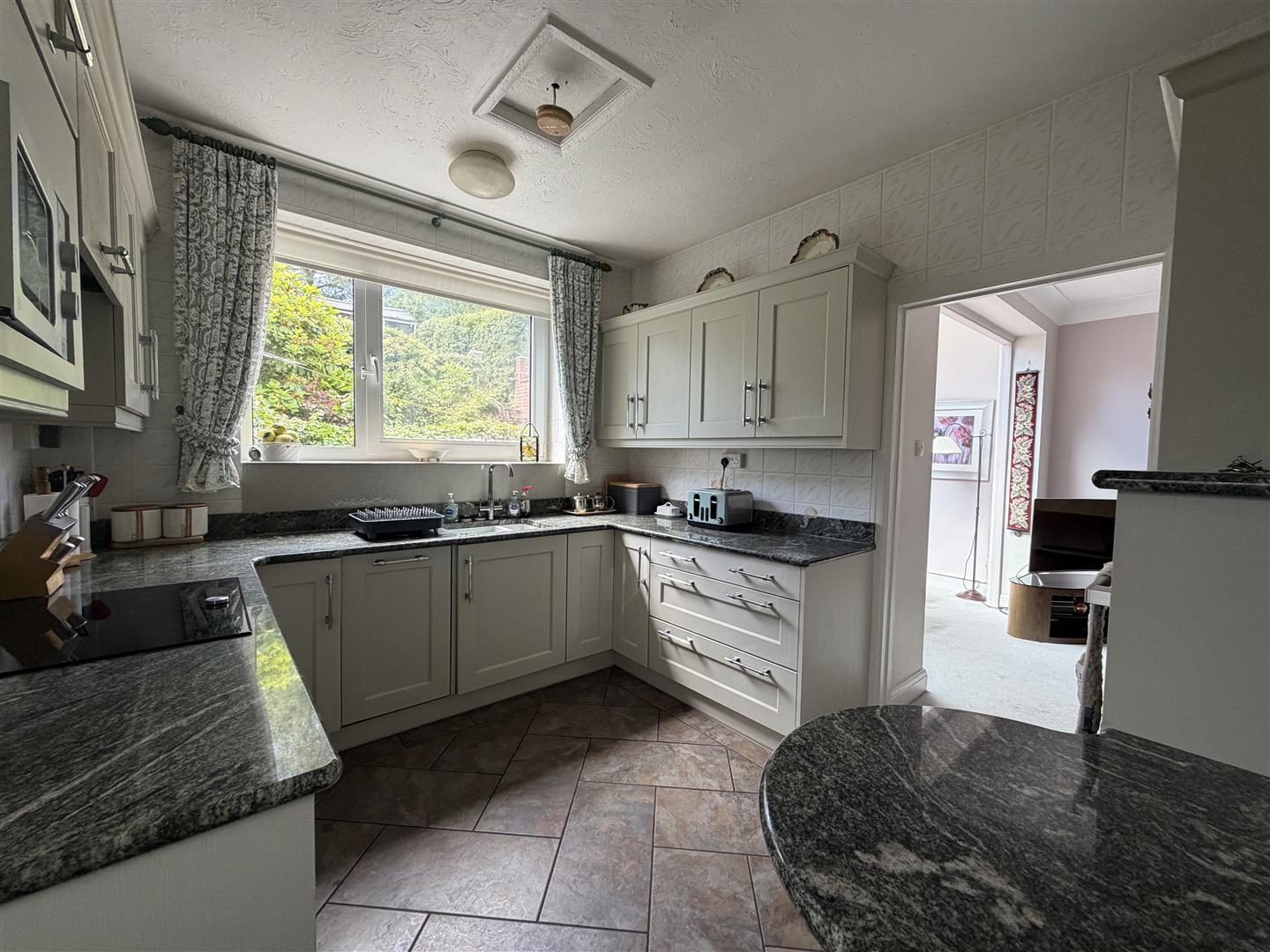 Gabalfa Road, Sketty, Swansea, SA2 8NF